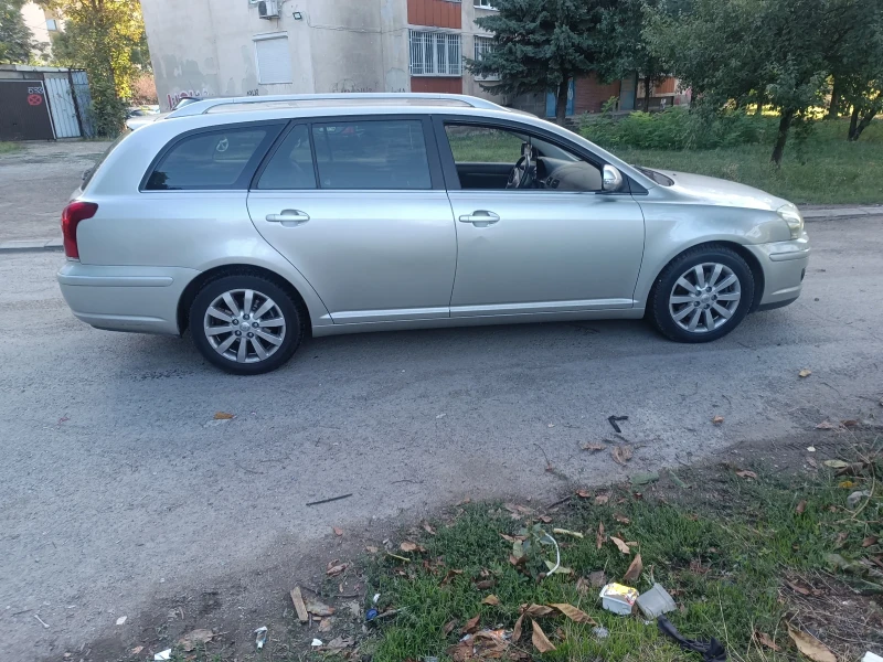 Toyota Avensis 2.2  d4d 150k.с., снимка 4 - Автомобили и джипове - 47316780