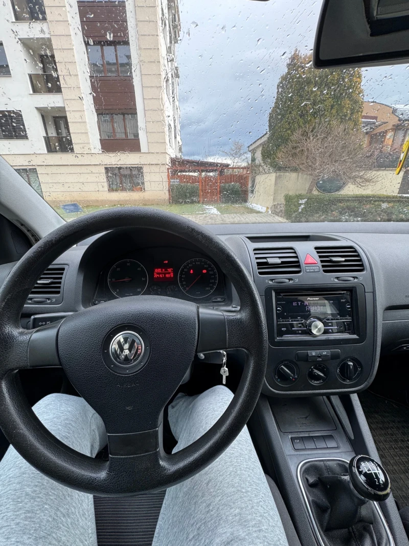 VW Golf, снимка 6 - Автомобили и джипове - 48068168