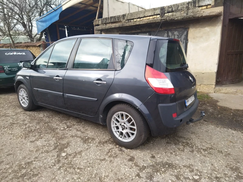 Renault Scenic 2, снимка 6 - Автомобили и джипове - 48930018