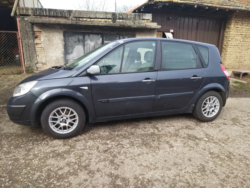 Renault Scenic 2, снимка 8 - Автомобили и джипове - 48930018