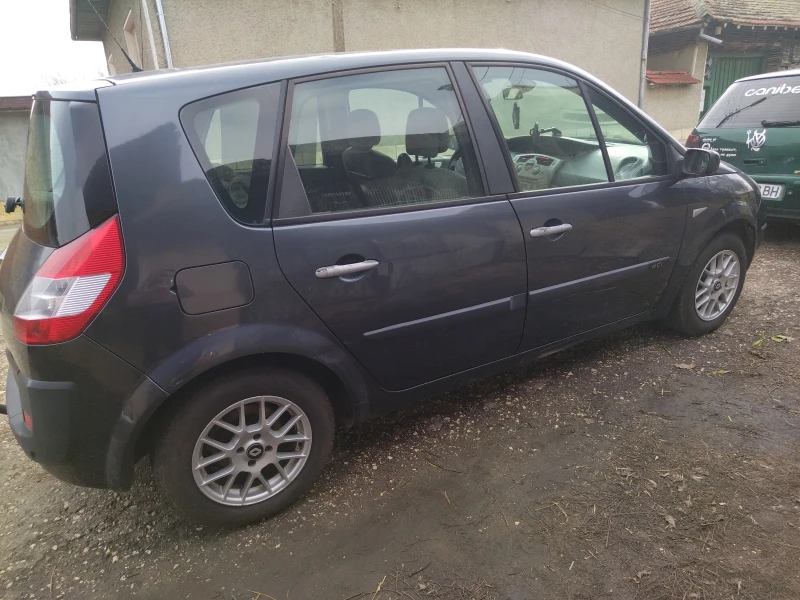 Renault Scenic 2, снимка 4 - Автомобили и джипове - 48930018