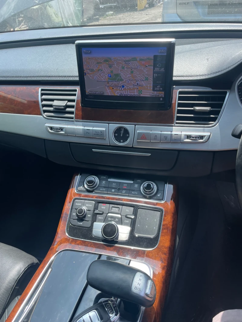 Audi A8, снимка 8 - Автомобили и джипове - 50819552