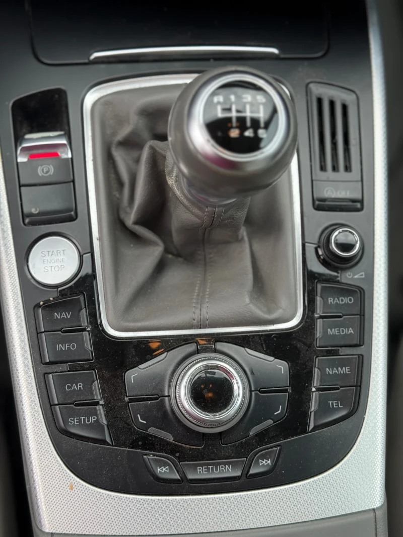 Audi A4 2.0TDI - 170КС.* ПАНОРАМА* СТАРТ-СТОП * , снимка 12 - Автомобили и джипове - 51249184