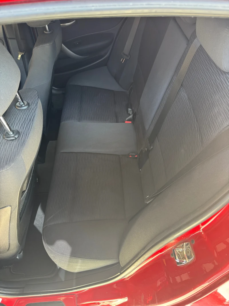 BMW 118 Facelift! Швейцария! 143кс, снимка 15 - Автомобили и джипове - 52530634