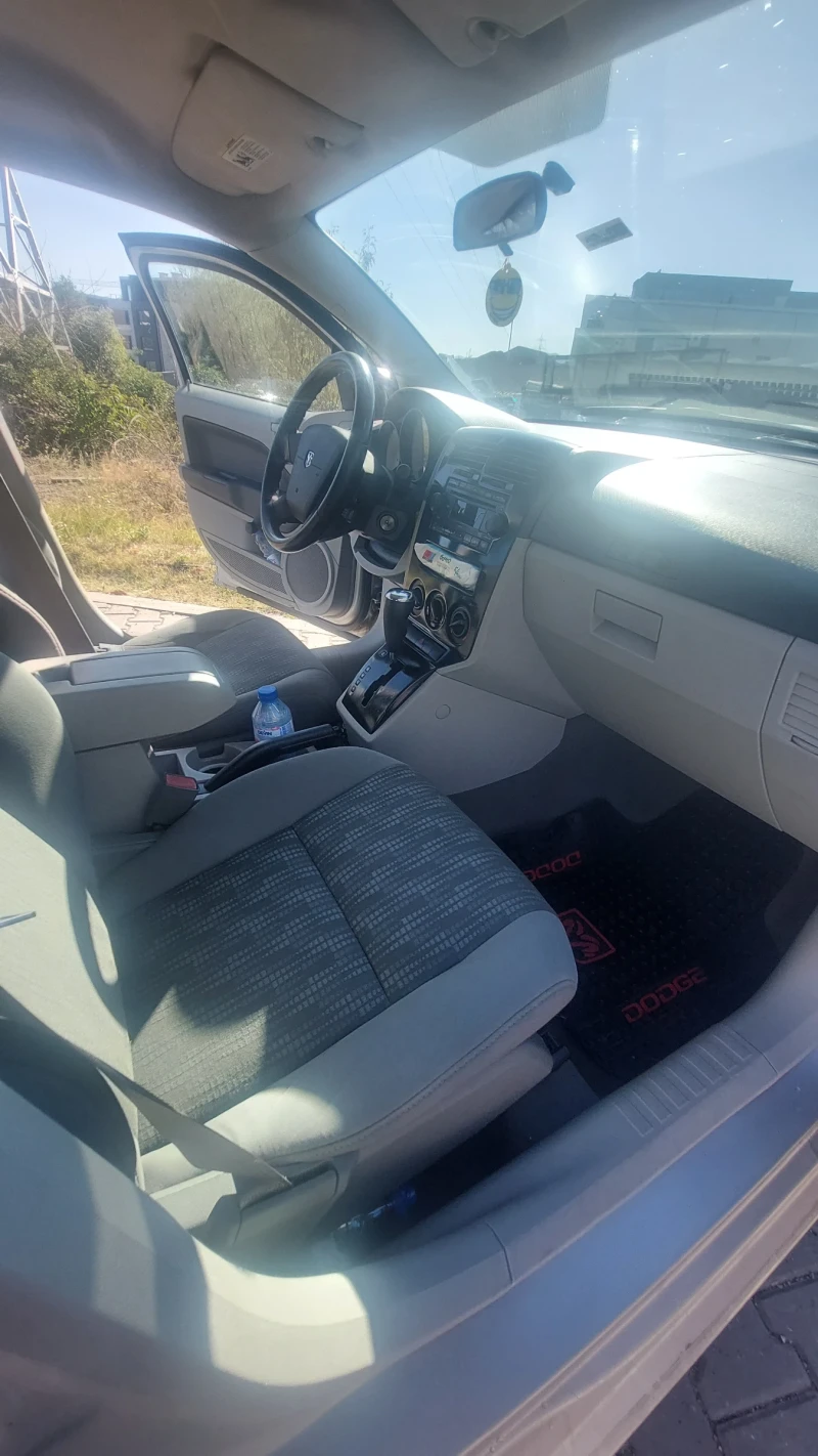 Dodge Caliber, снимка 5 - Автомобили и джипове - 52324635