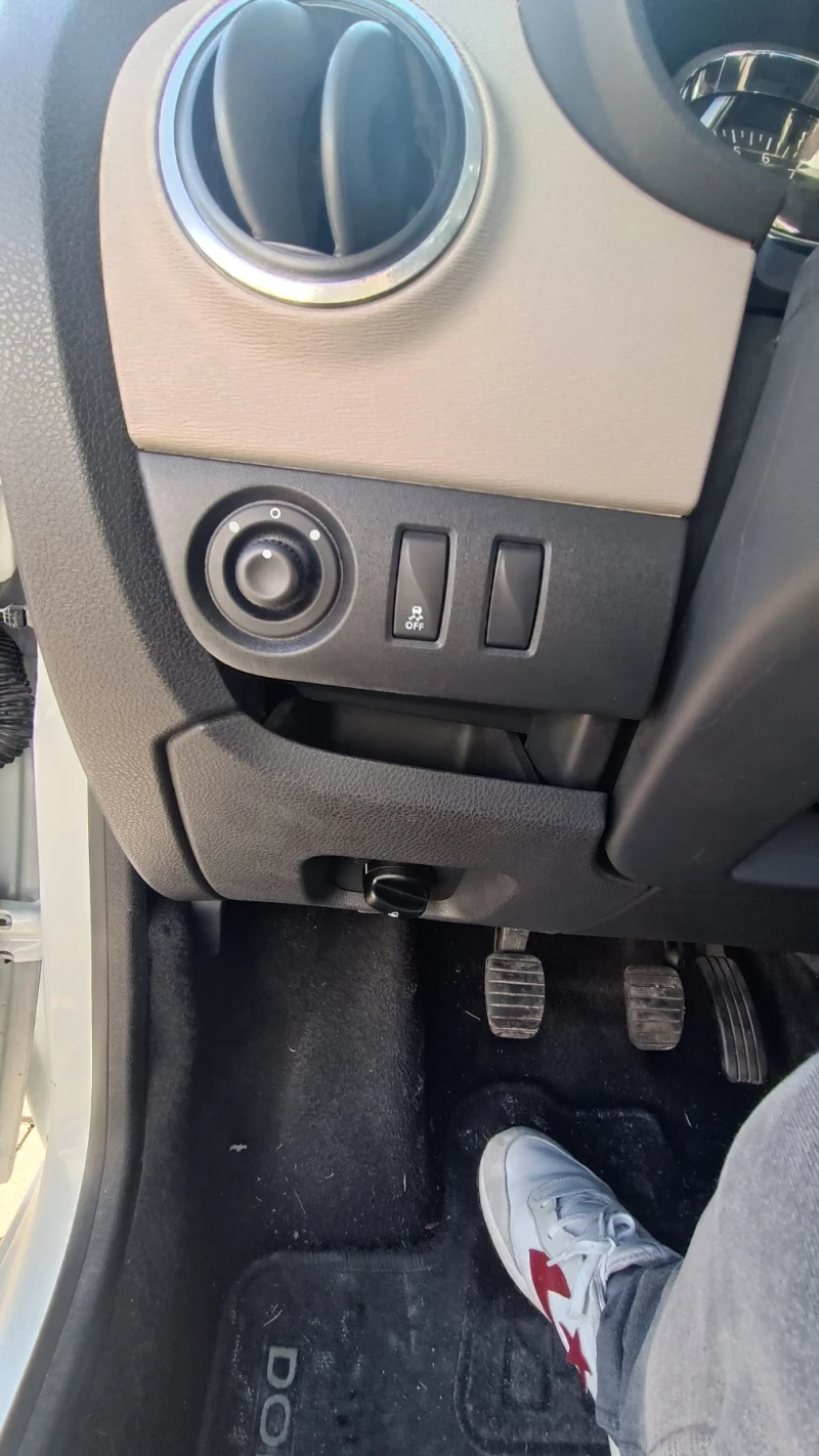 Dacia Dokker 1.5, снимка 6 - Автомобили и джипове - 53172483