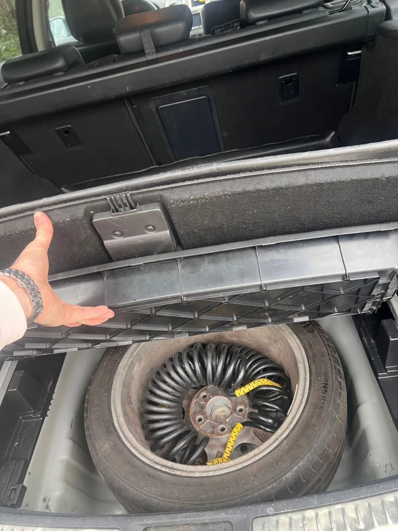 Toyota Avensis 2.2 D4D 150 K.C, снимка 6 - Автомобили и джипове - 53562144