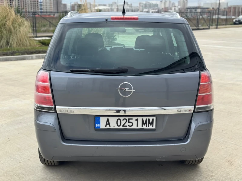Opel Zafira 1.9CDTI, снимка 5 - Автомобили и джипове - 53562662