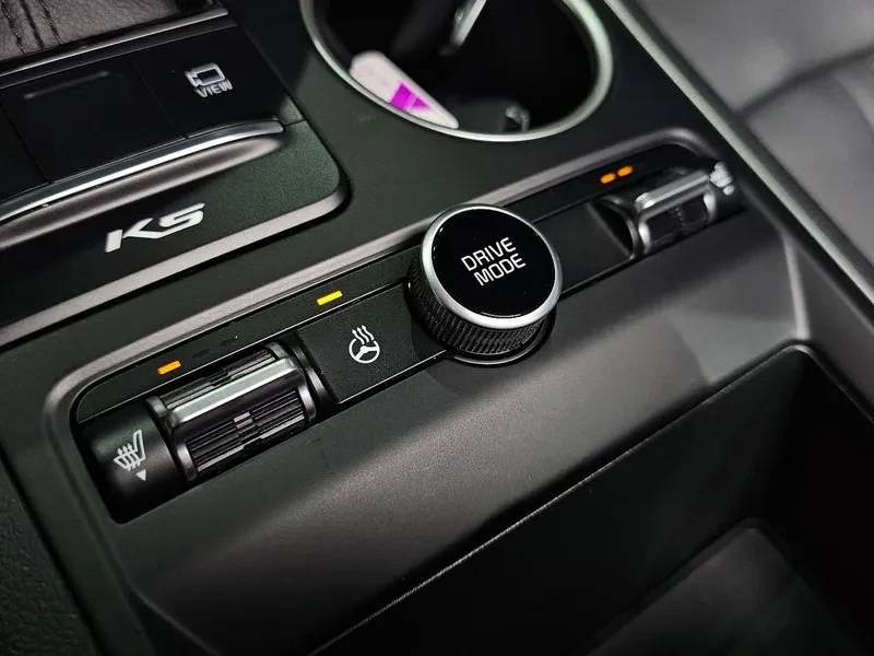 Kia K5 2.0 Lpi Standard, снимка 17 - Автомобили и джипове - 55739438