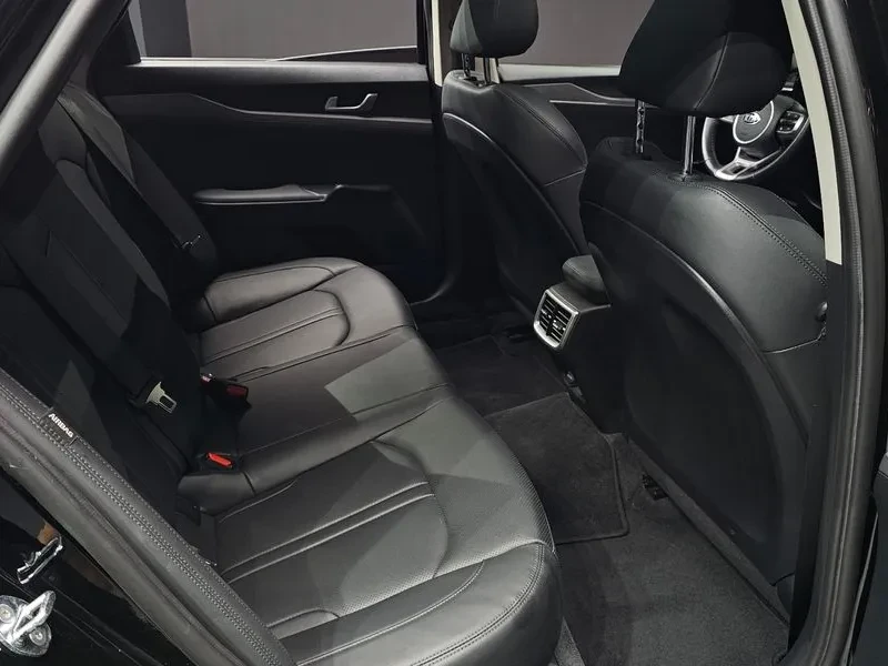 Kia K5 2.0 Lpi Standard, снимка 12 - Автомобили и джипове - 55739438