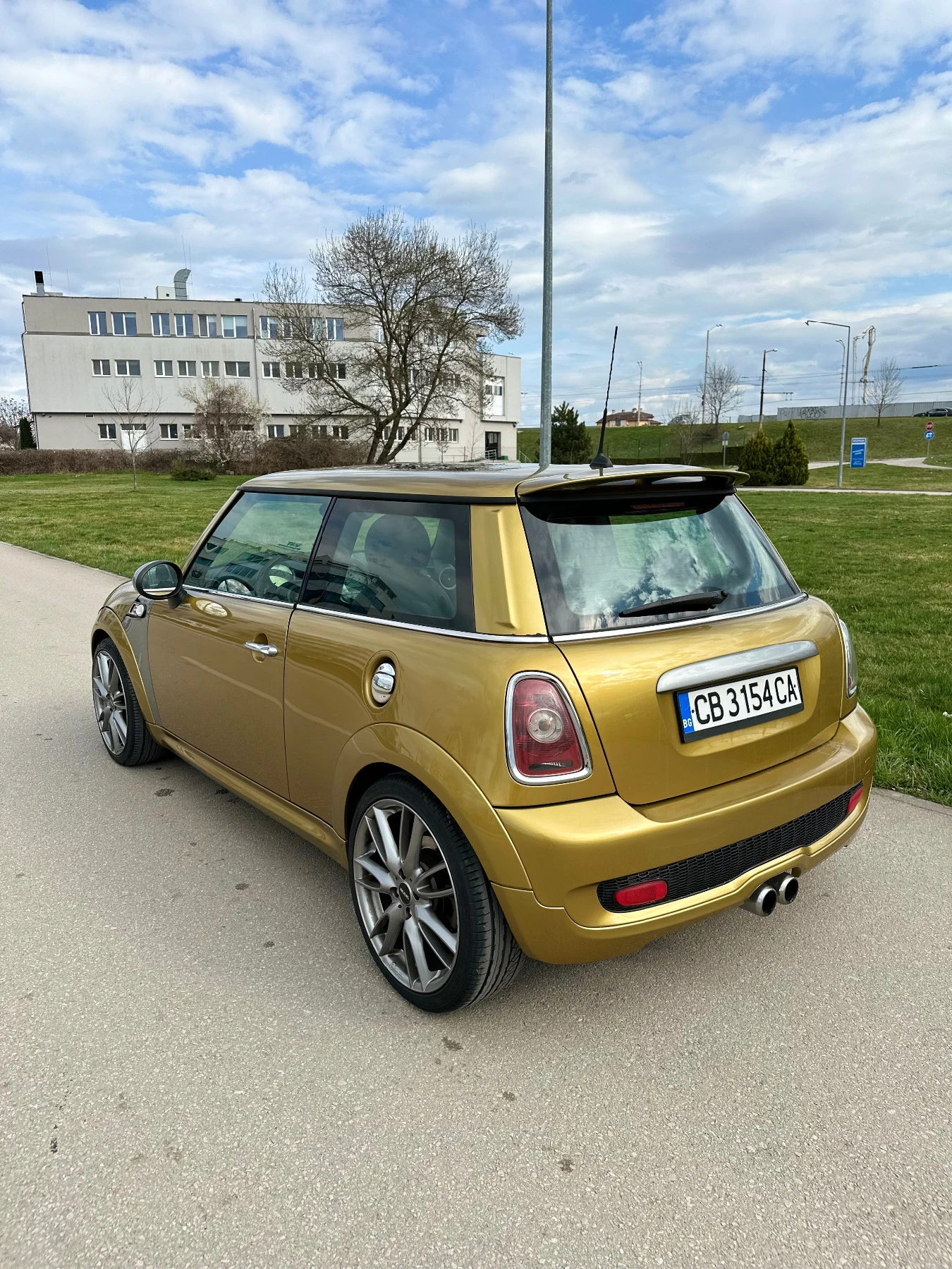 Mini Cooper s R56 - изображение 2