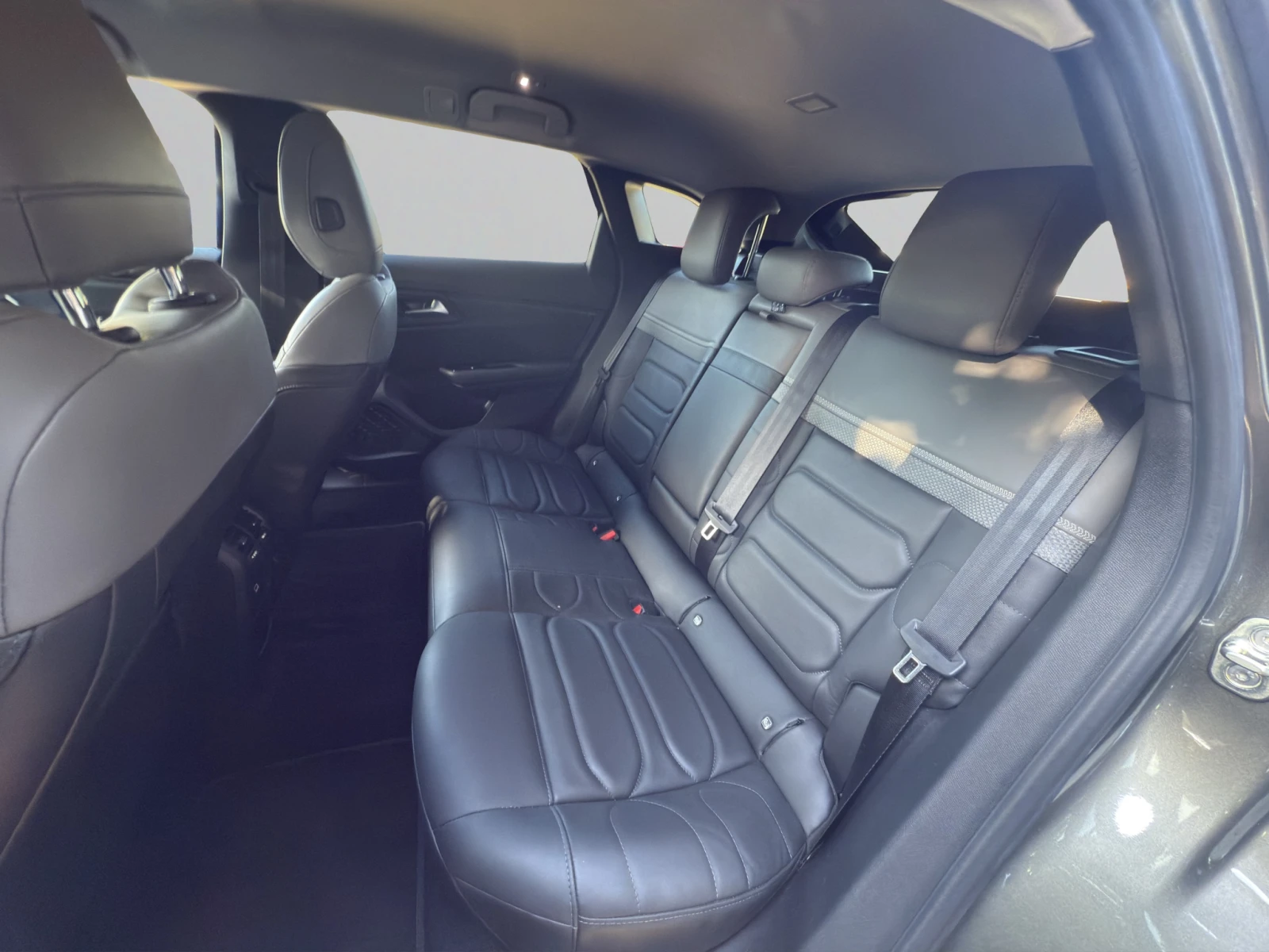 Citroen C5X SHINE 130 EAT8   02.2028 .  | Mobile.bg   12