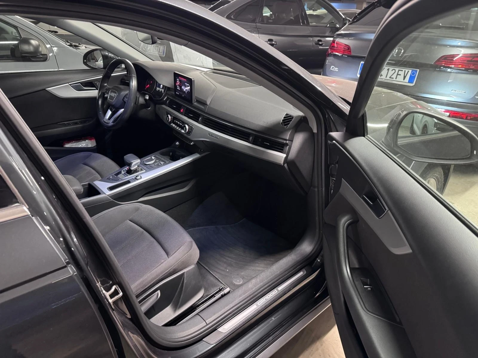 Audi A4 Allroad 2.0TDI - изображение 7