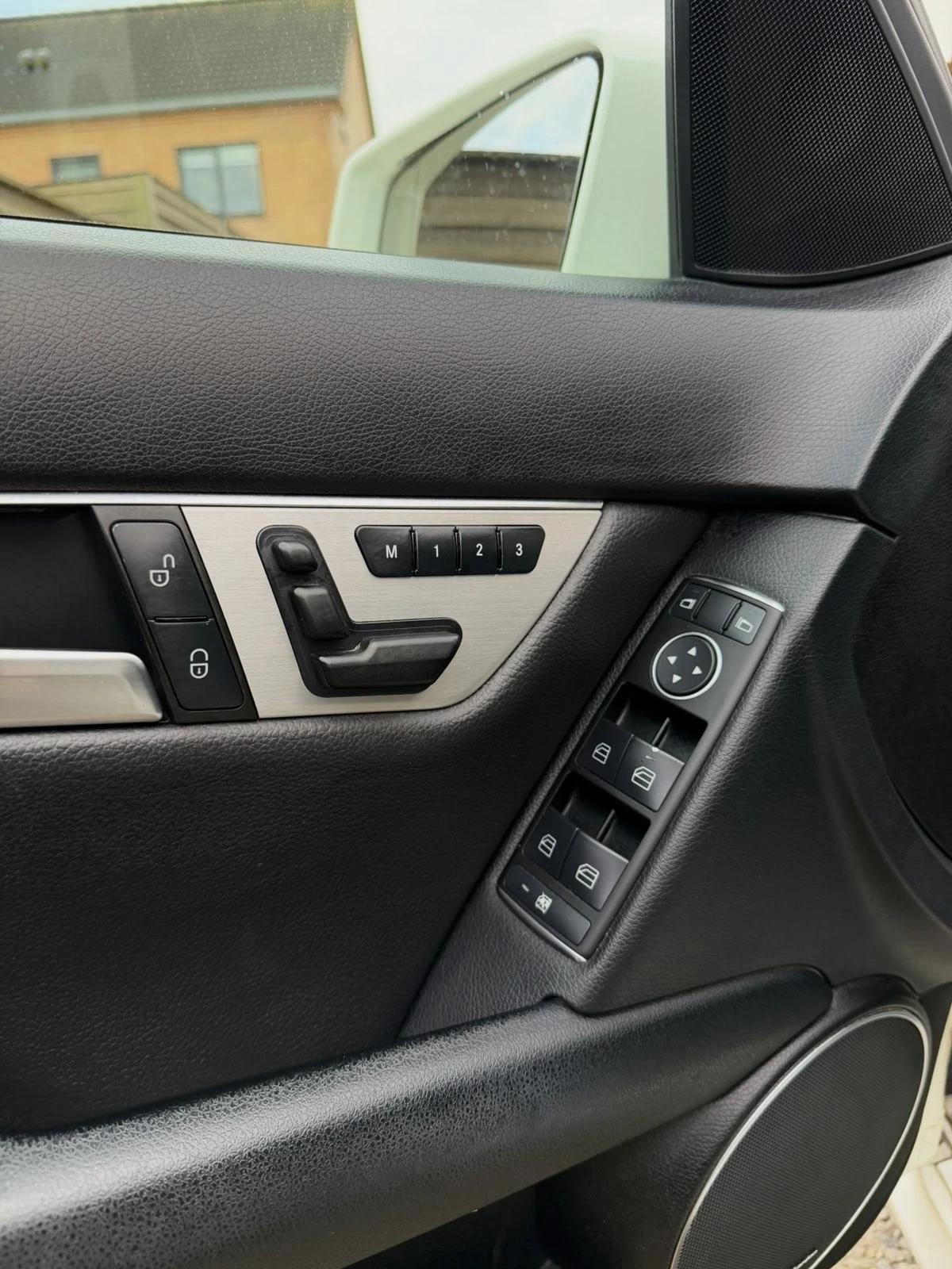 Mercedes-Benz C 250 C250/4Matic/Harman/Memory | Mobile.bg   11