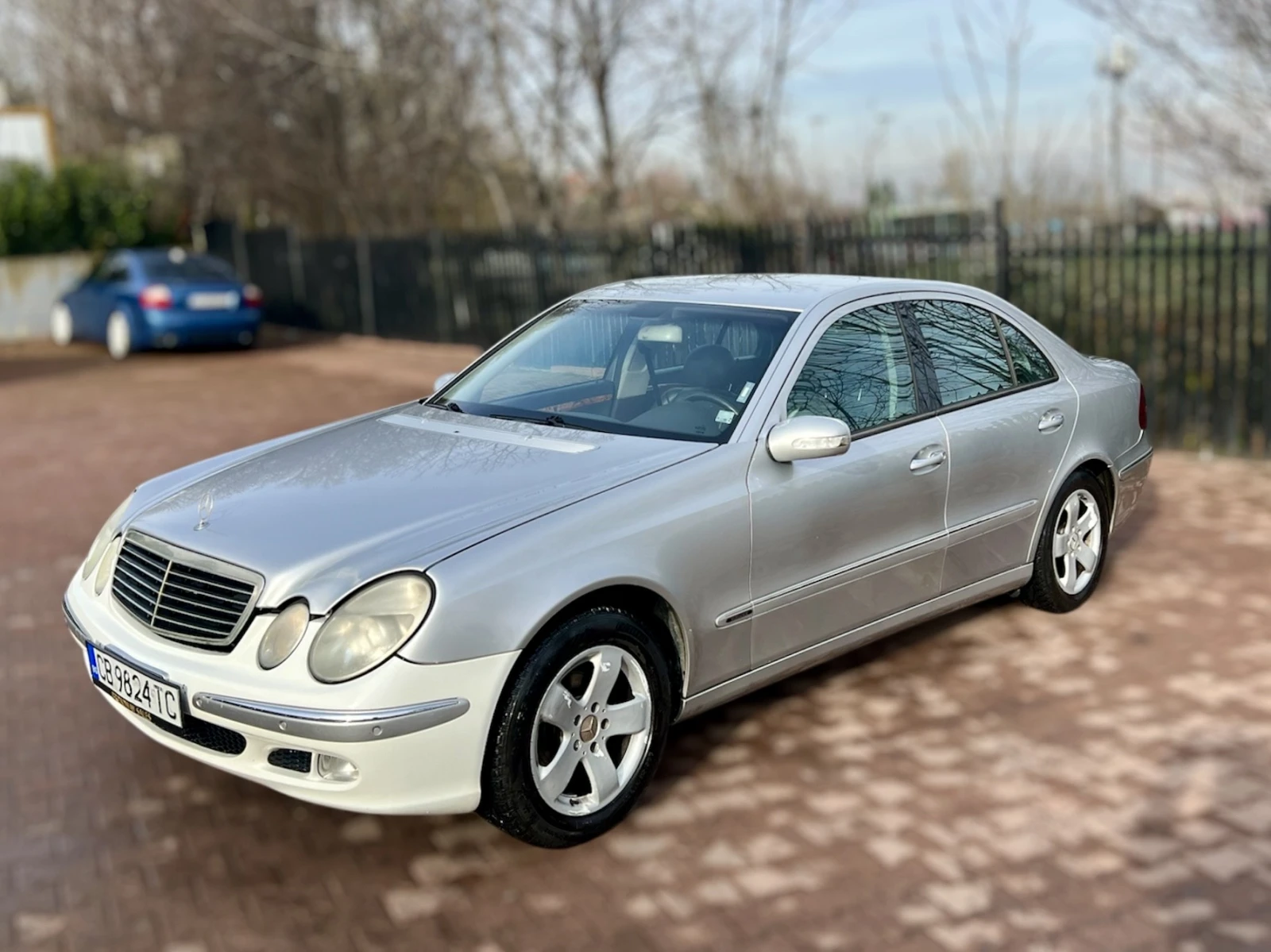 Mercedes-Benz E 220 220 CDI - изображение 6