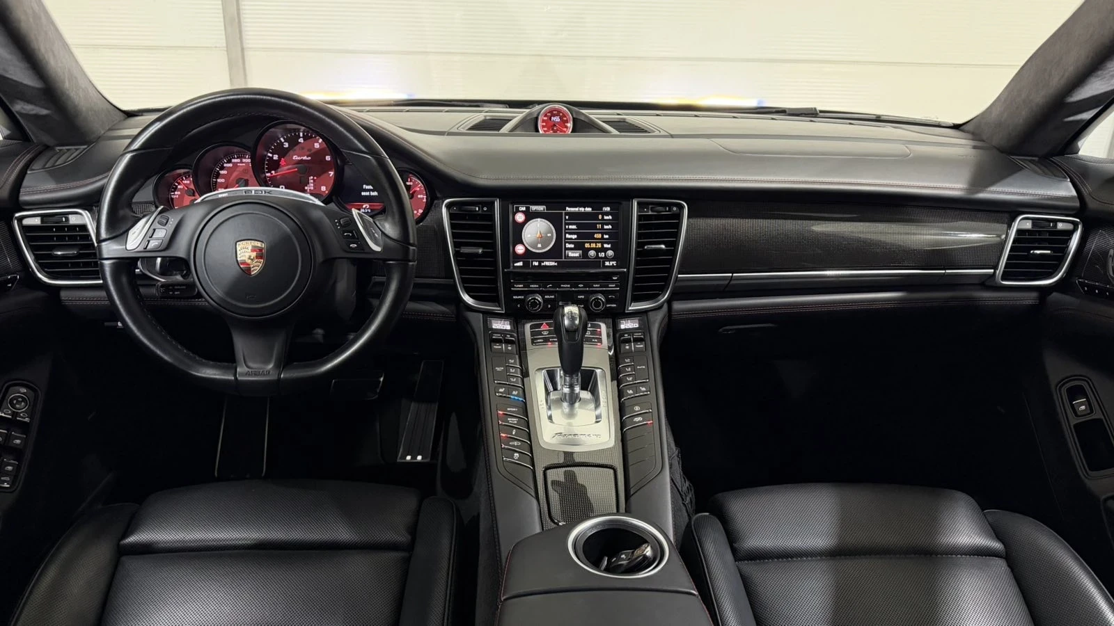 Porsche Panamera Turbo Facelift, снимка 9 - Автомобили и джипове - 55602847