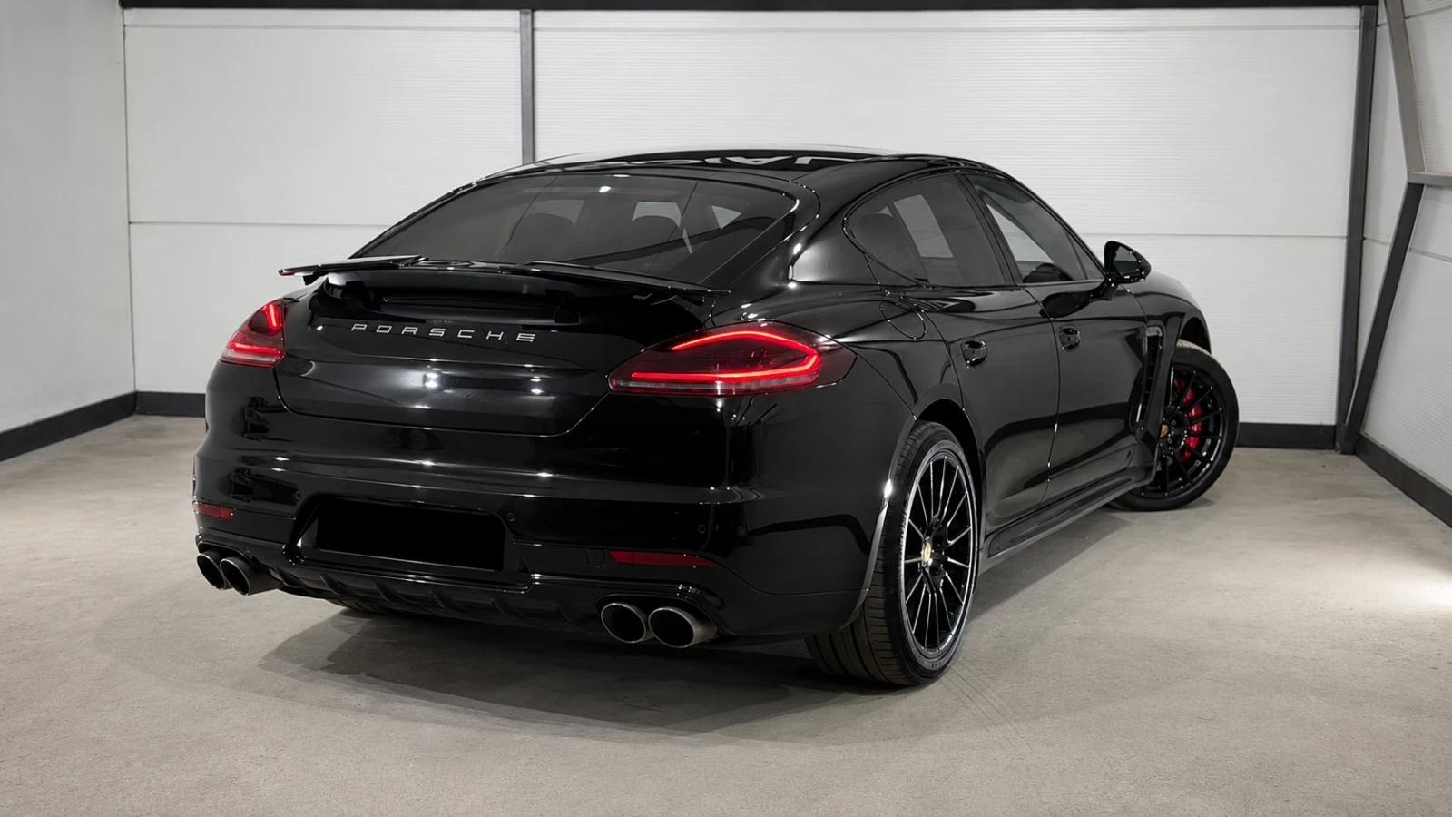 Porsche Panamera Turbo Facelift, снимка 3 - Автомобили и джипове - 55602847