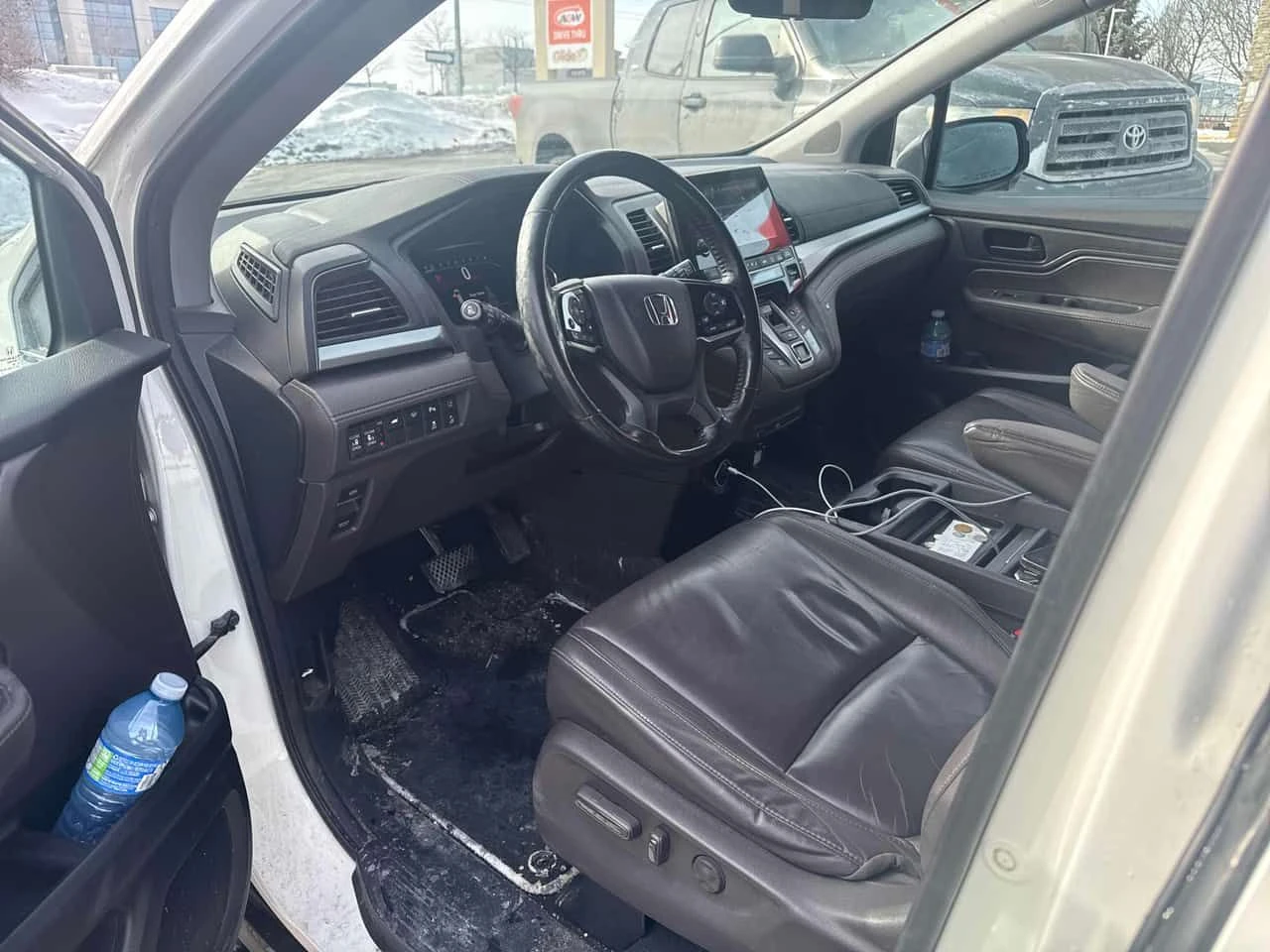 Honda Odyssey EX L * КОЖА* ПОДГРЕВИ* ДВА ЧИФТА ГУМИ/ДЖАНТИ*  - изображение 7