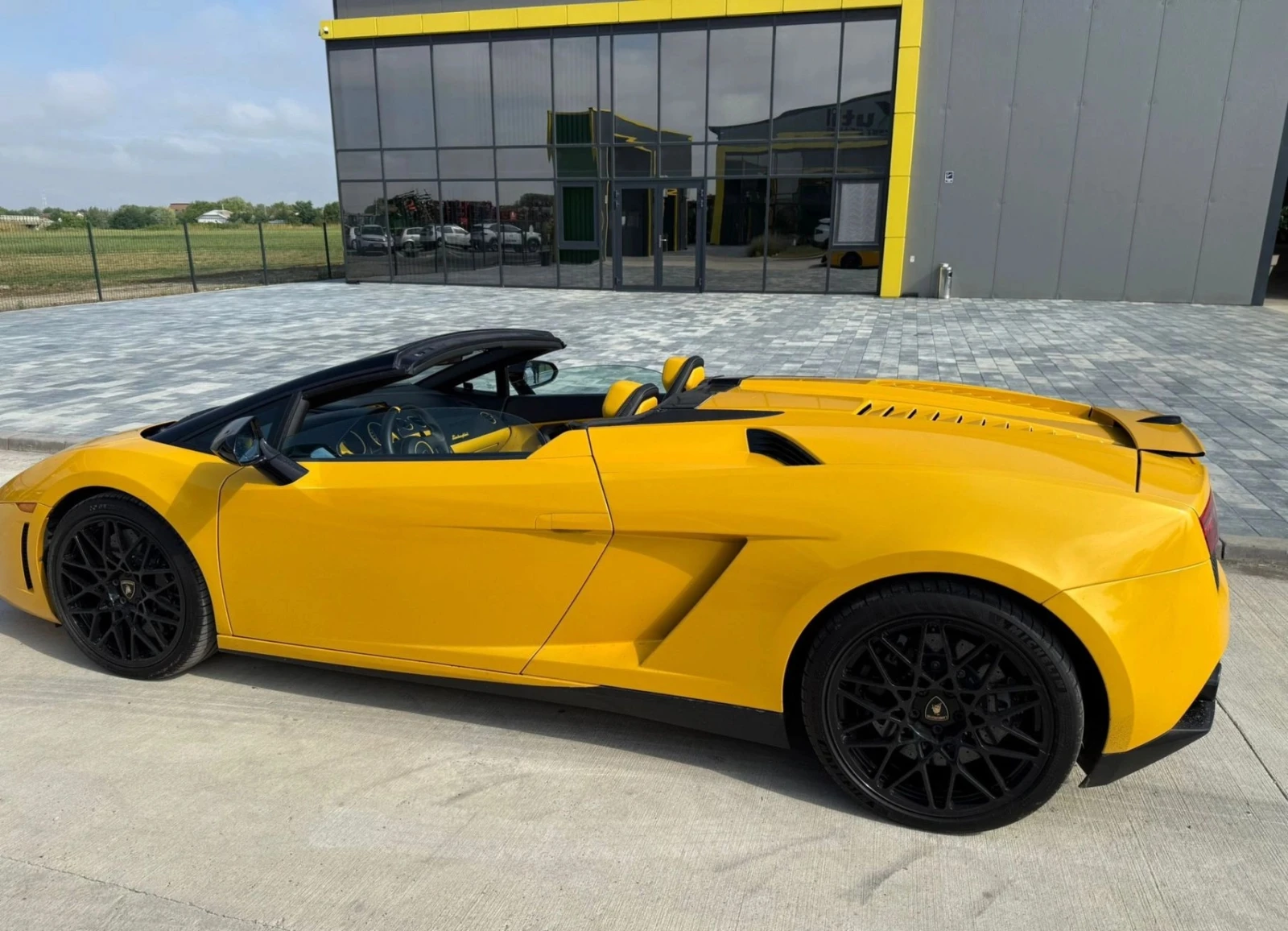Lamborghini Gallardo LP 560-4 Spyder, снимка 3 - Автомобили и джипове - 53828761