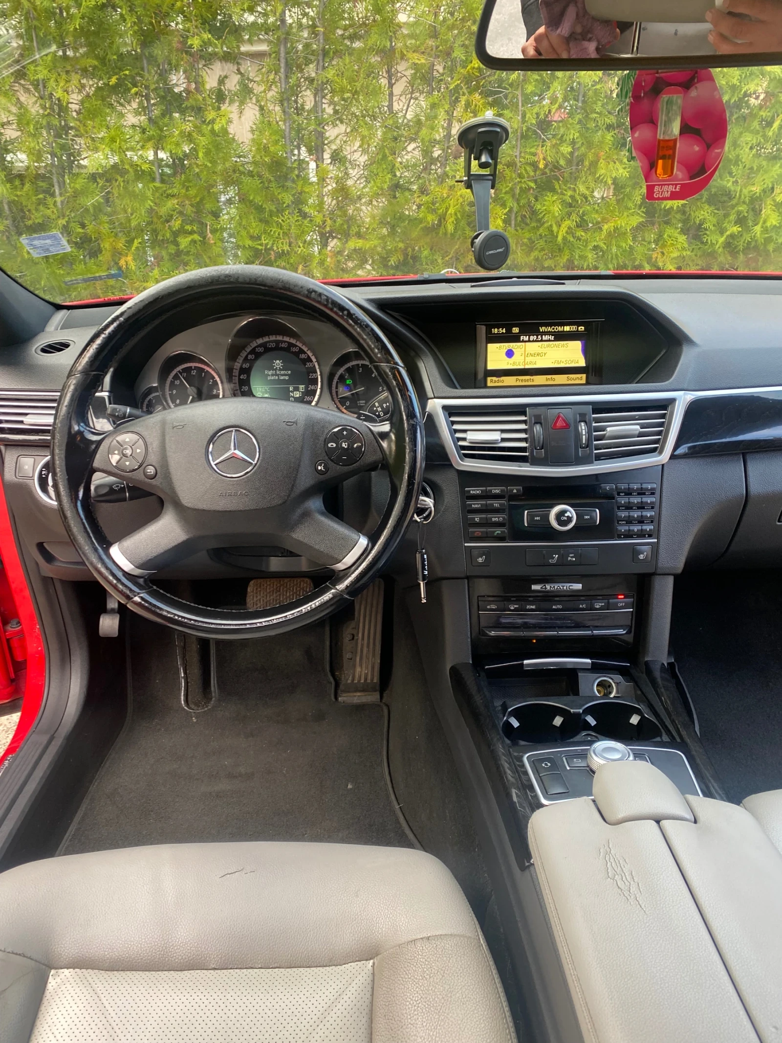 Mercedes-Benz E 350, снимка 4 - Автомобили и джипове - 53903266