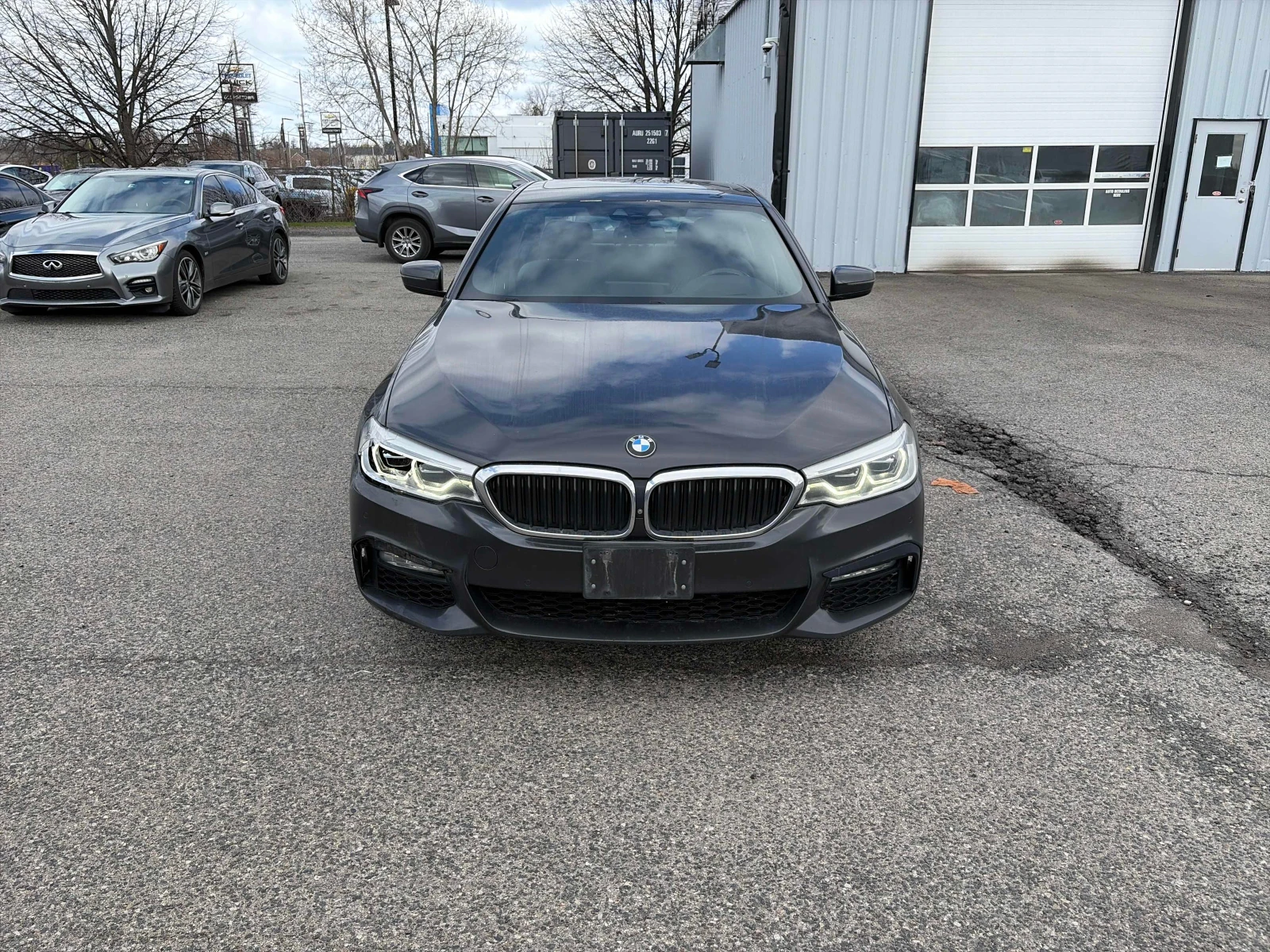 BMW 530 i xDrive/M-Pack/HUD/Digital/Obduhvane/H&K/360 | Mobile.bg � ����������� 4