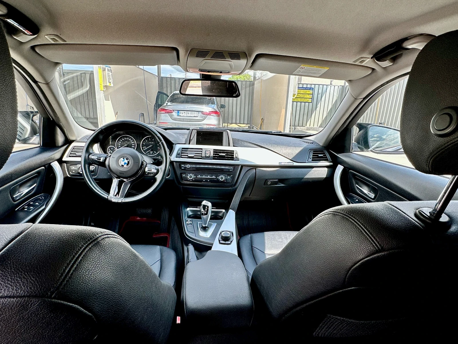 BMW 320, снимка 13 - Автомобили и джипове - 54297148