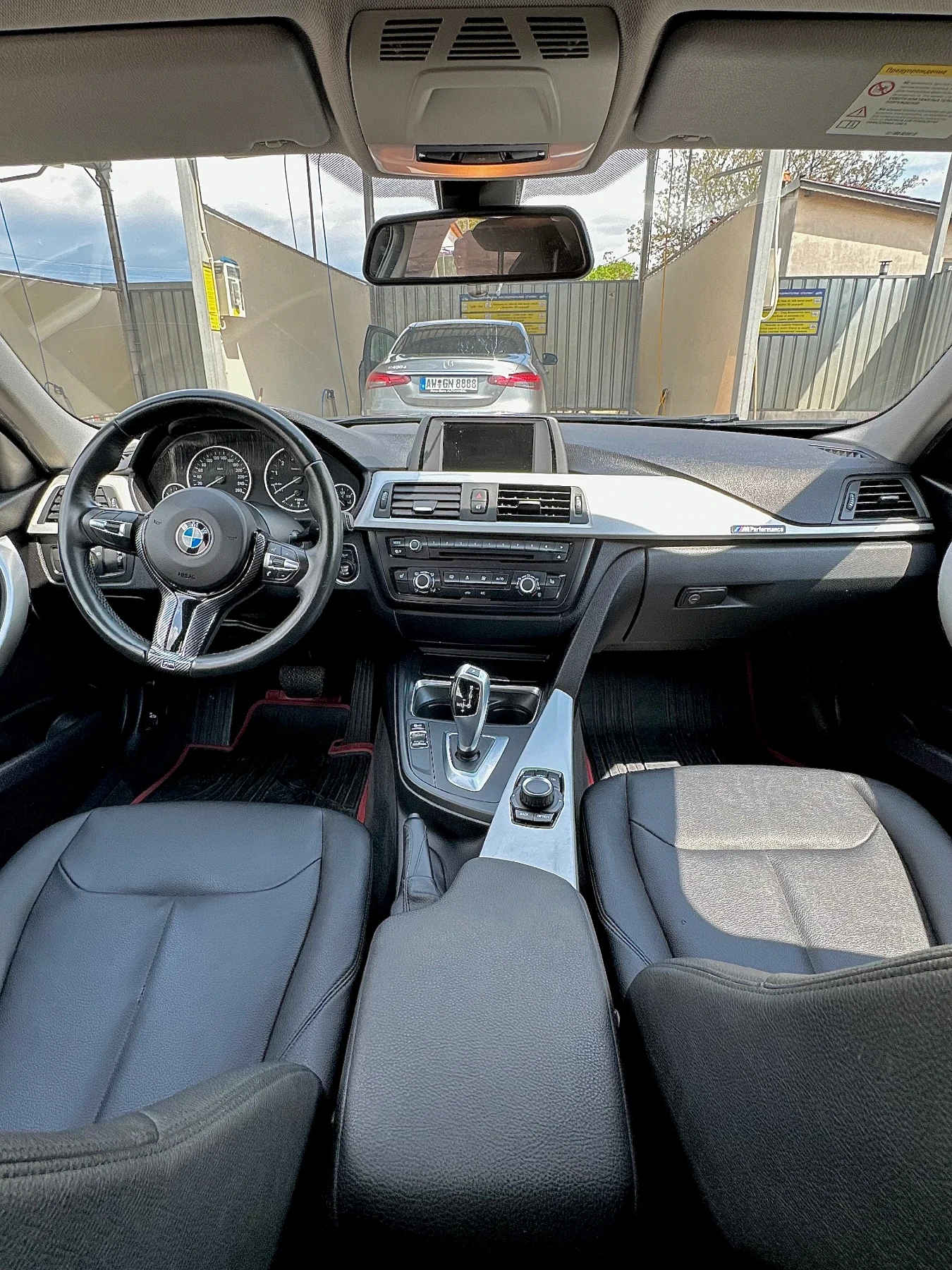 BMW 320, снимка 14 - Автомобили и джипове - 54297148