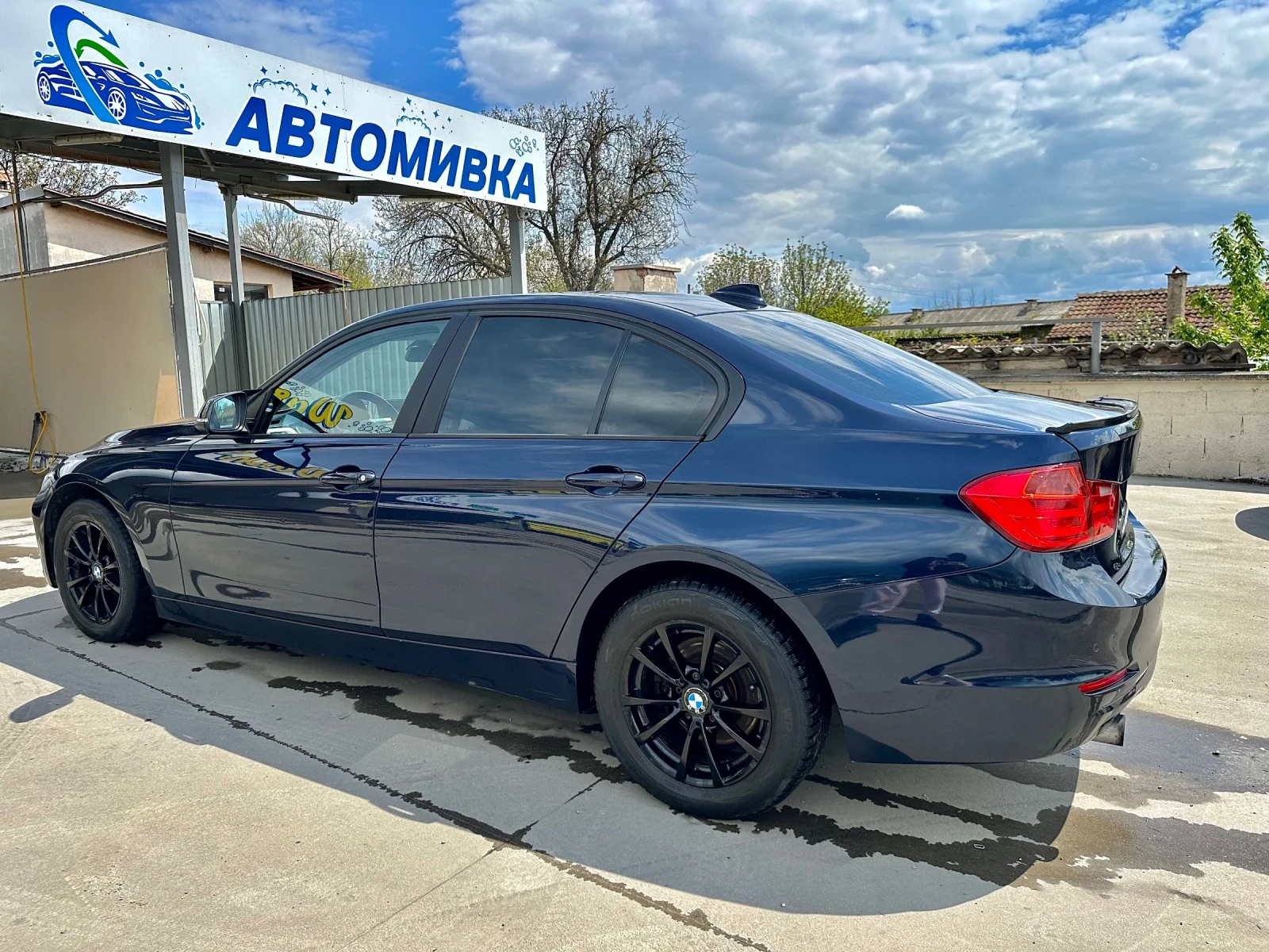 BMW 320, снимка 4 - Автомобили и джипове - 54297148