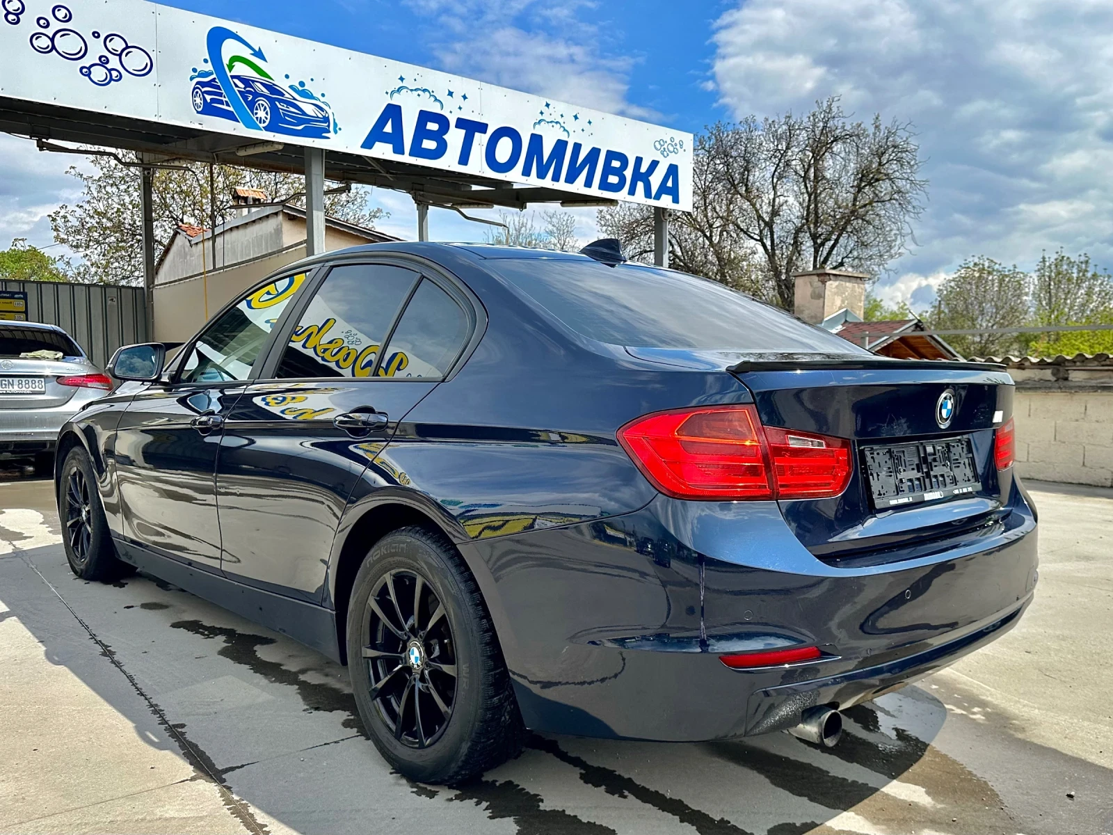 BMW 320, снимка 5 - Автомобили и джипове - 54297148