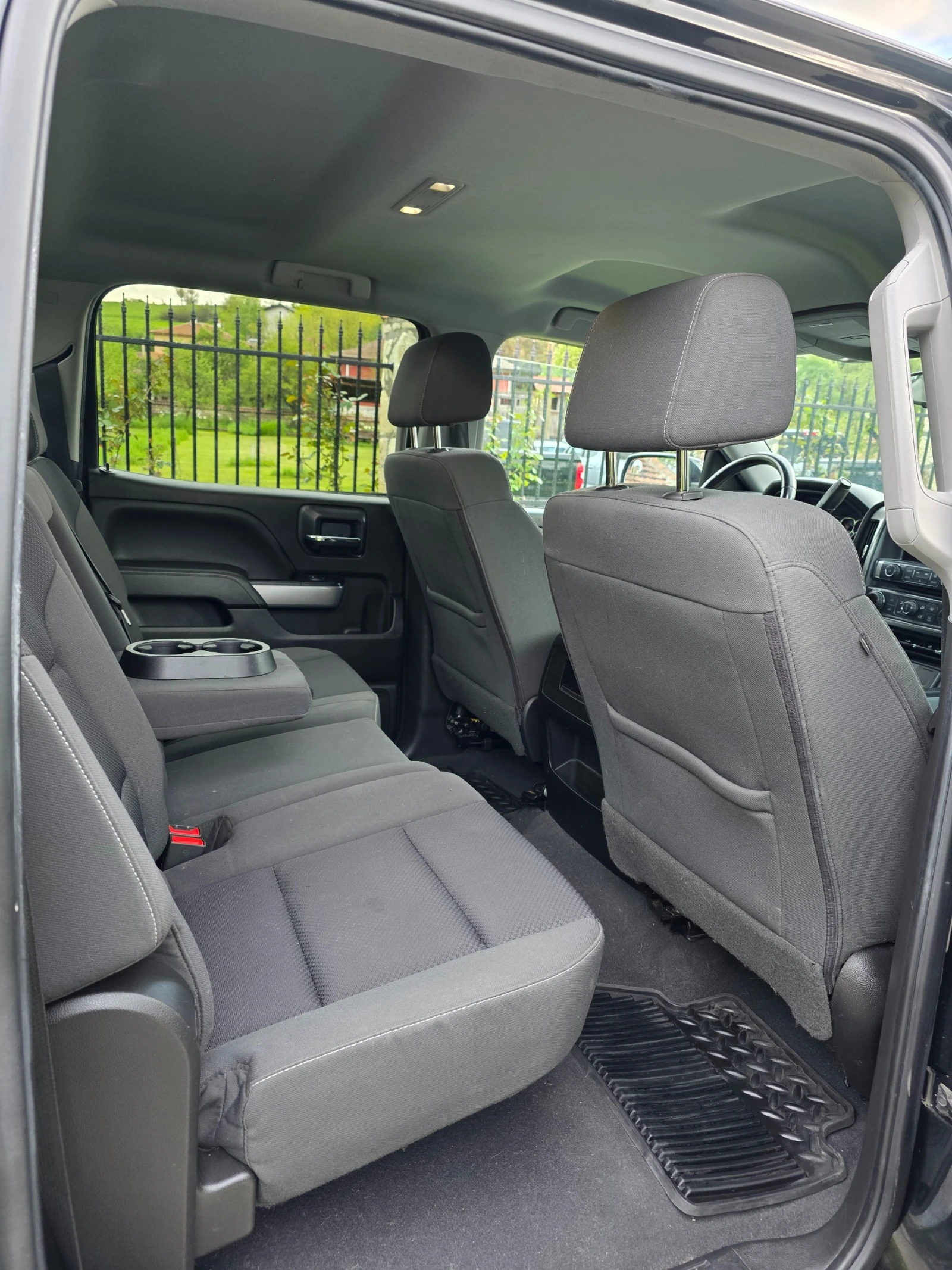 Chevrolet Silverado LT Z71, снимка 7 - Автомобили и джипове - 54402236