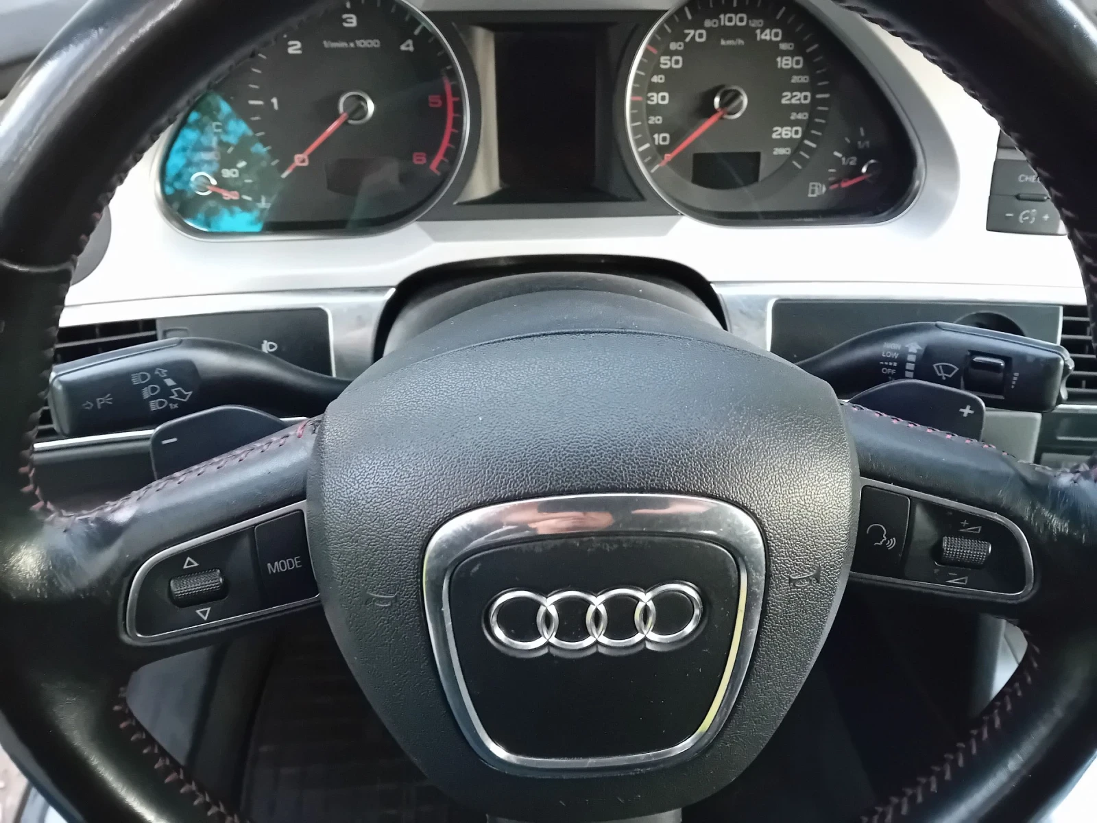 Audi A6 2.7 Quatrro Алкантара 19 ки джанти, снимка 10 - Автомобили и джипове - 54556623