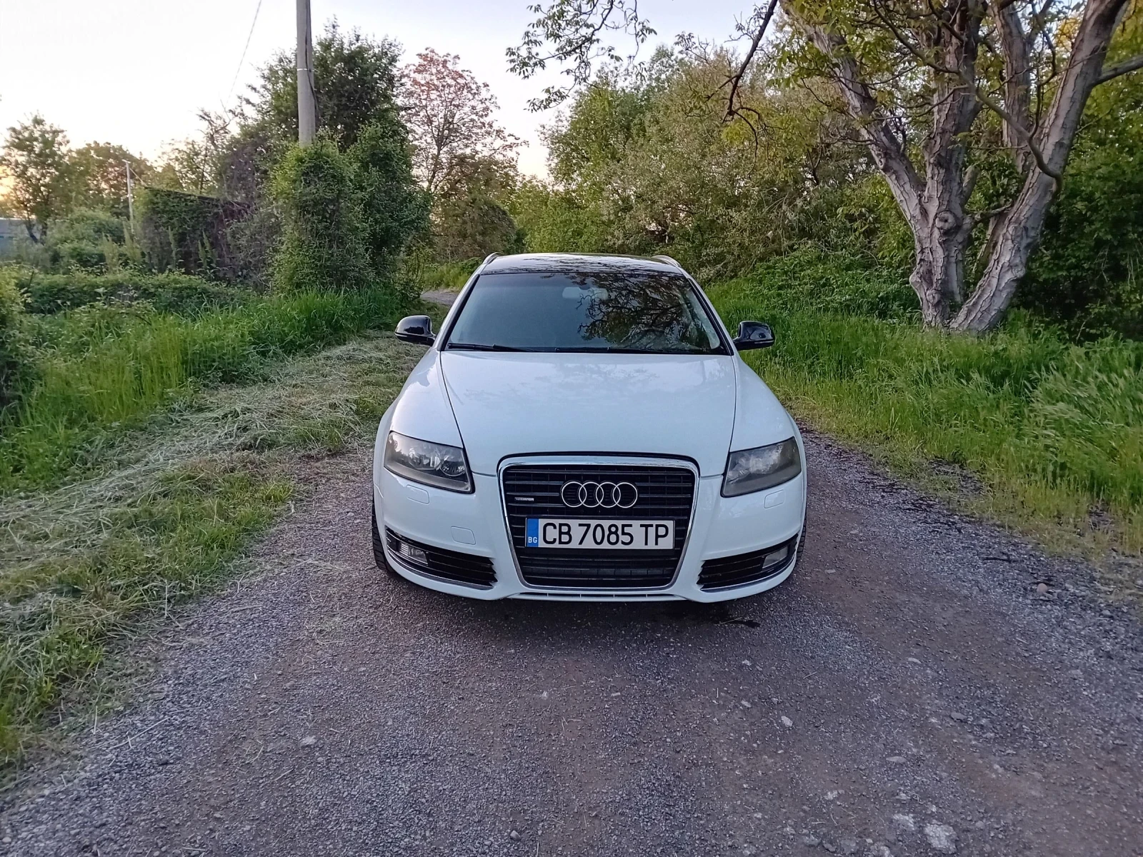 Audi A6 2.7 Quatrro Алкантара 19 ки джанти, снимка 2 - Автомобили и джипове - 54556623