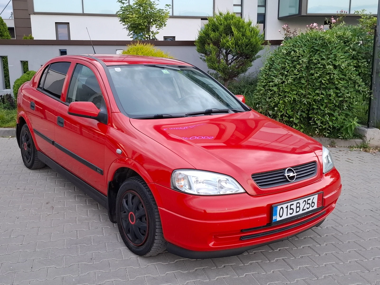 Opel Astra 1.6i* (84кс)* KLIMA* НОВ ВНОС* , снимка 12 - Автомобили и джипове - 54918842