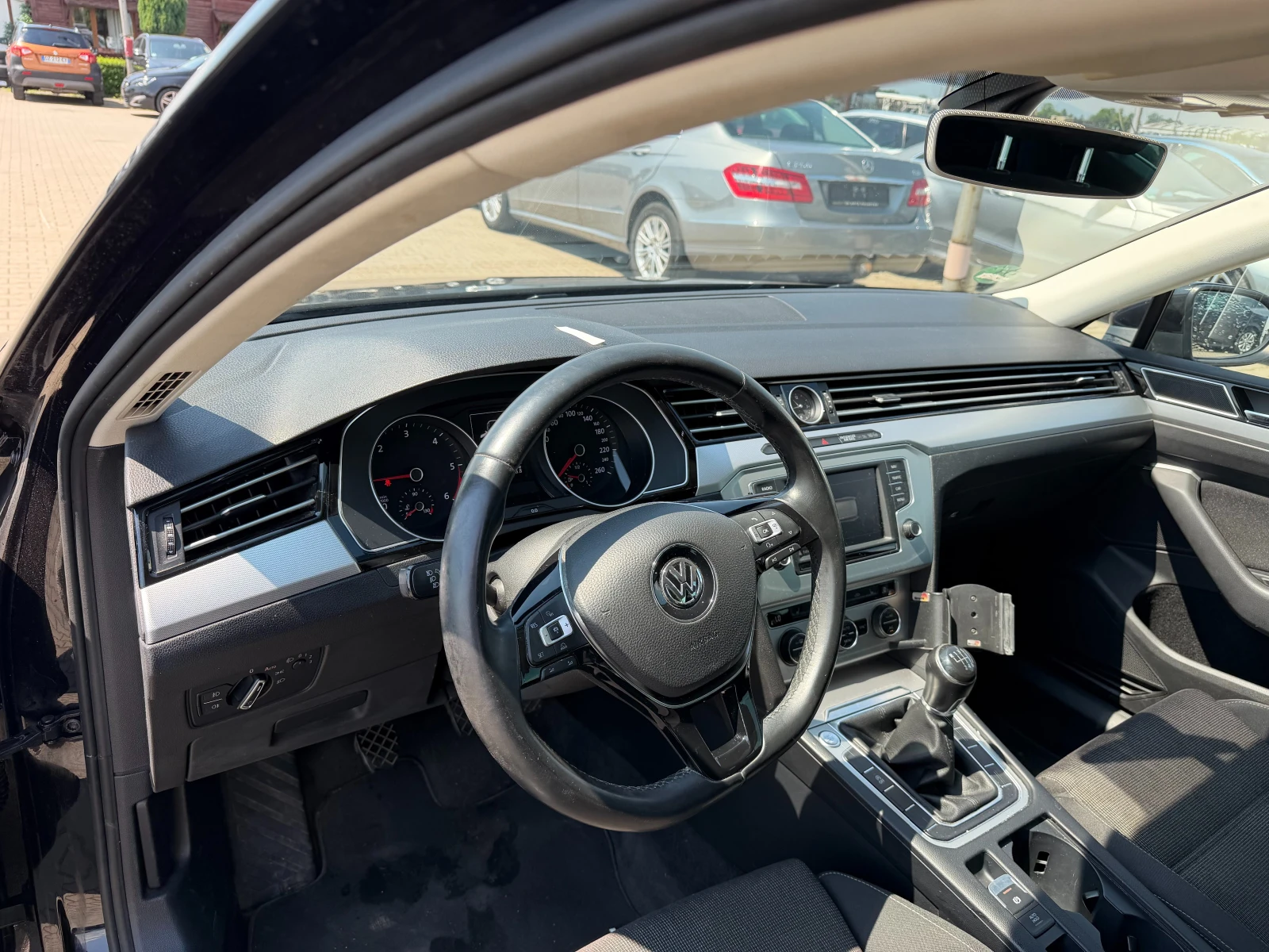 VW Passat 2.0TDI NAVI EURO 6, снимка 13 - Автомобили и джипове - 55059393