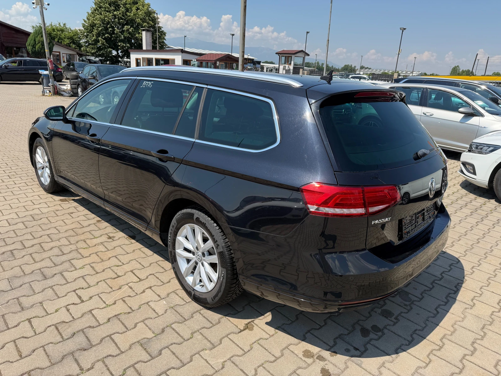 VW Passat 2.0TDI NAVI EURO 6, снимка 8 - Автомобили и джипове - 55059393