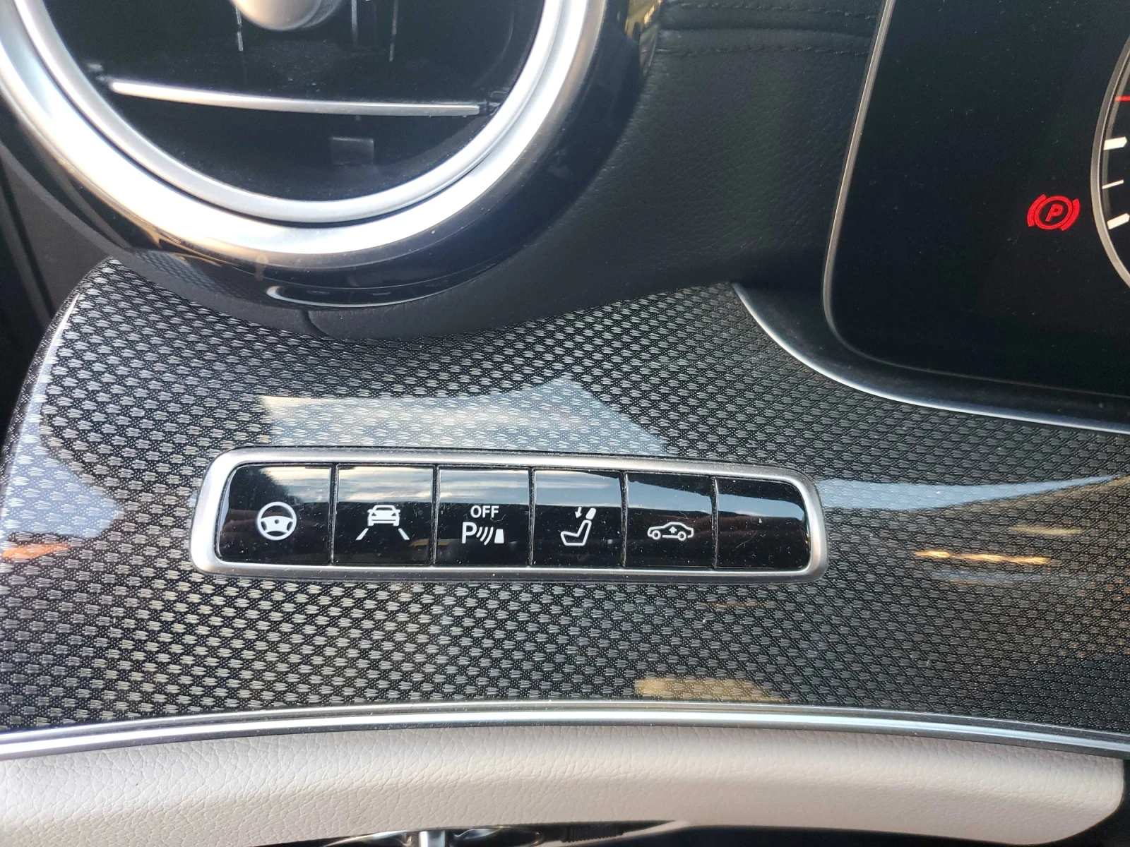 Mercedes-Benz E 53 AMG BURMESTER* ПОДГРЕВ* ОБДУХВАНЕ* CARFAX , снимка 7 - Автомобили и джипове - 55210688
