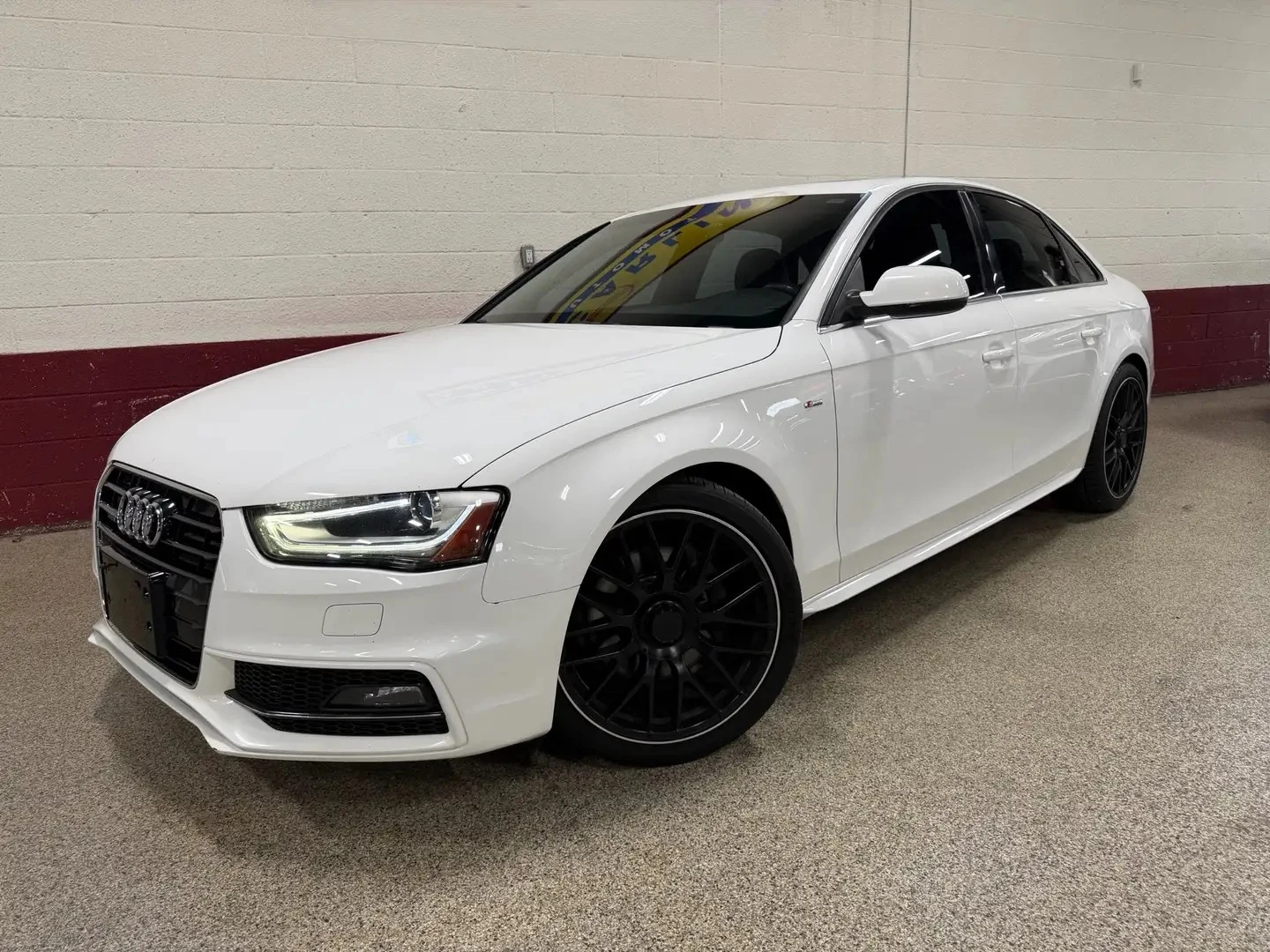 Audi A4 S Line Progressiv+ Quattro ЦЕНА ДО БГ АВТОКРЕДИТ, снимка 3 - Автомобили и джипове - 55265573