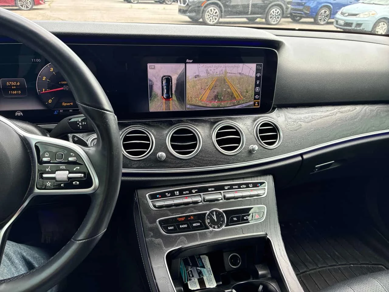 Mercedes-Benz E 300  / BURMESTER / 360 / DISTRONIC , снимка 10 - Автомобили и джипове - 55626560