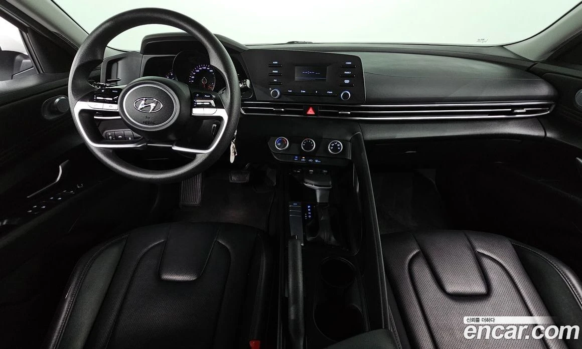 Hyundai Elantra 1.6 Smart, снимка 7 - Автомобили и джипове - 55890568