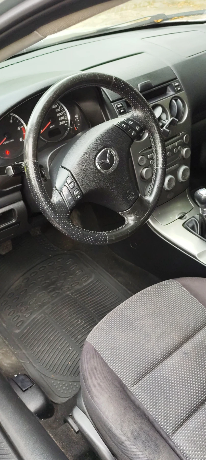 Mazda 6 136коня 2000кубика, снимка 4 - Автомобили и джипове - 55896640