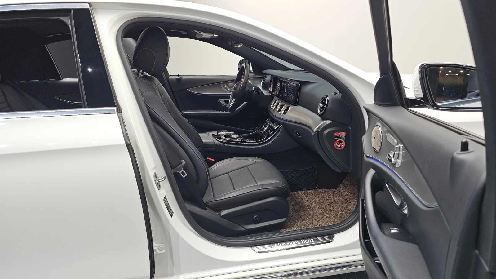 Mercedes-Benz E 300 BLIND SPOT* ���* ������� �����* ������ ���� | Mobile.bg � ����������� 11