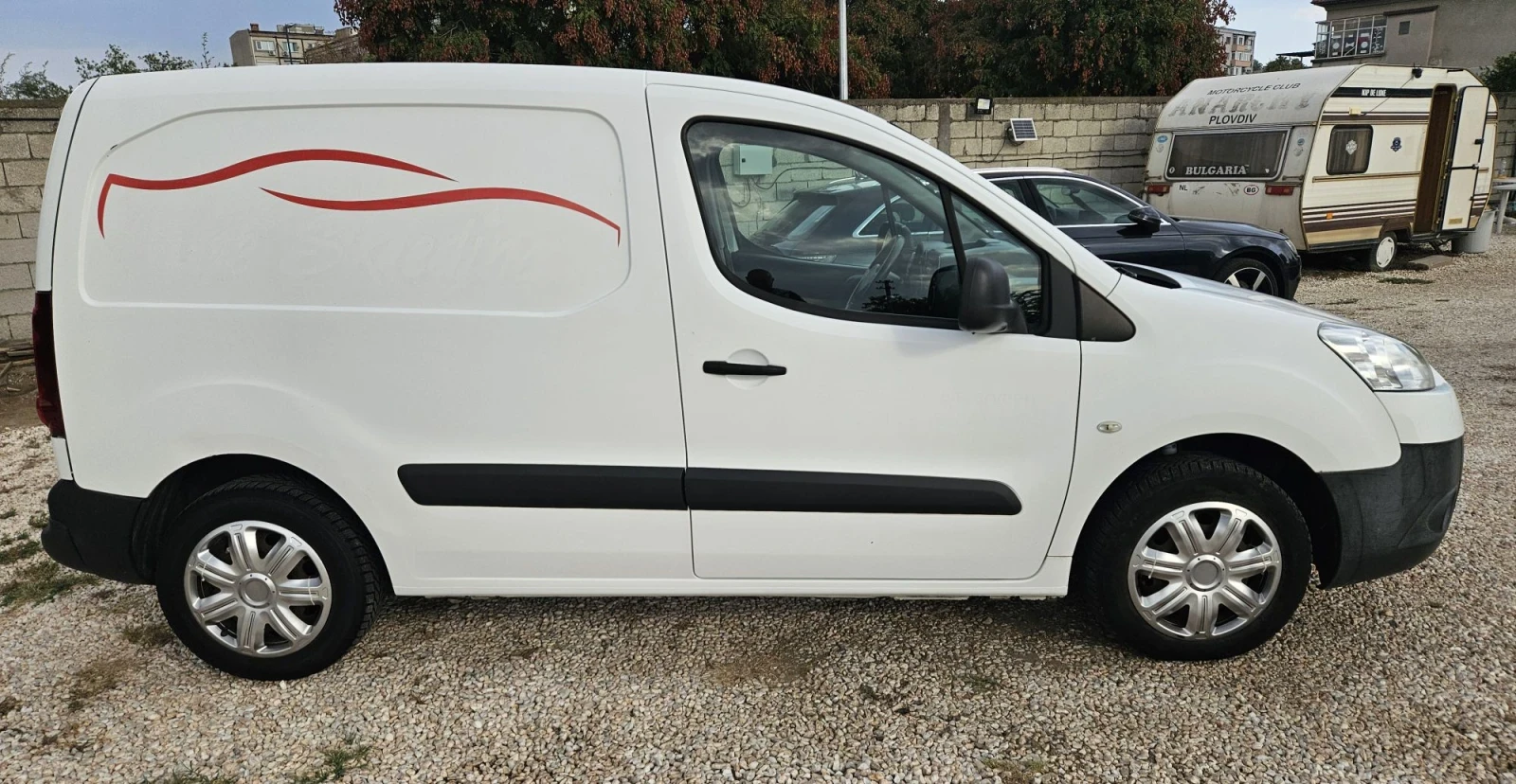 Peugeot Partner 1.6 HDI..1+ 1, снимка 3 - Автомобили и джипове - 56171266
