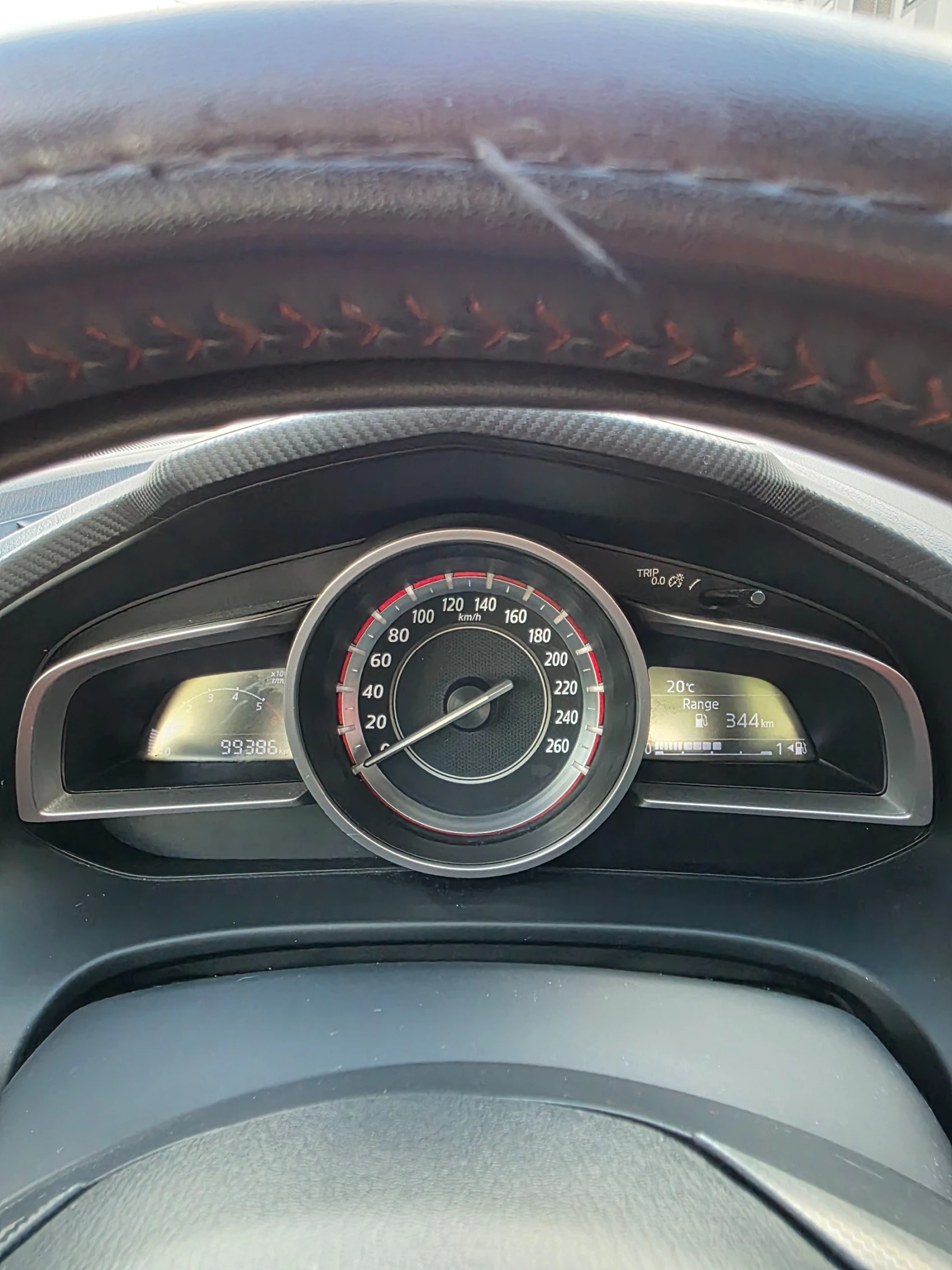 Mazda 3 2.2 Skyactiv, снимка 5 - Автомобили и джипове - 56199527