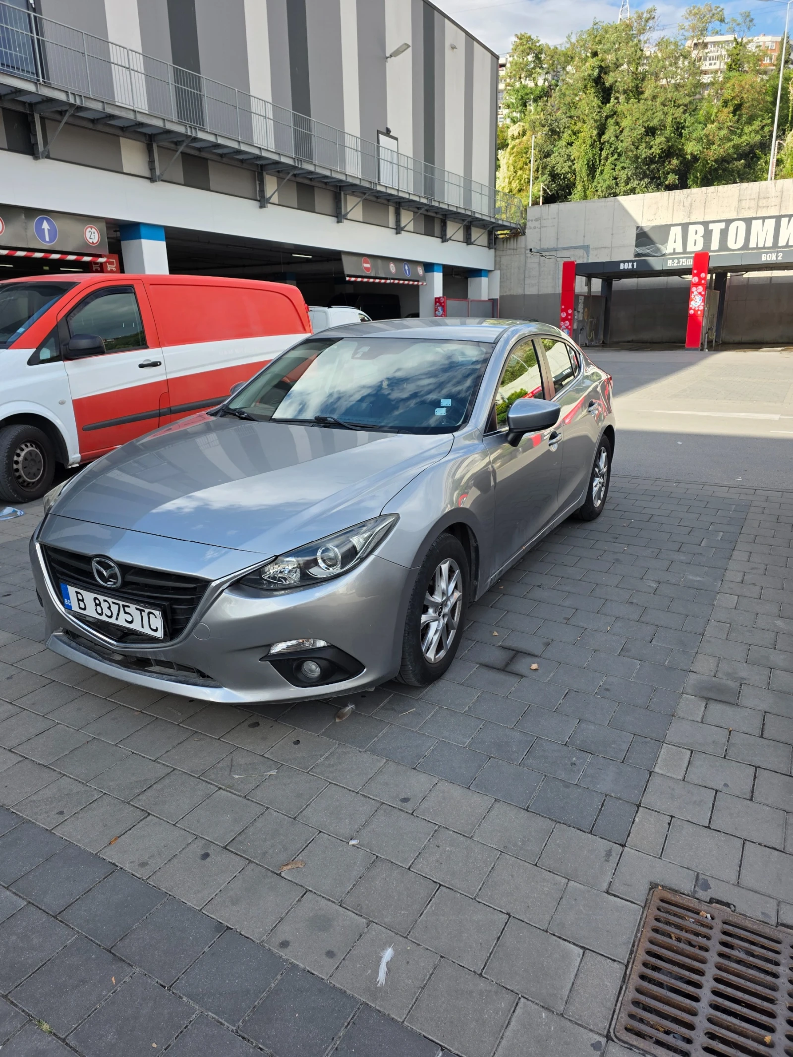 Mazda 3 2.2 Skyactiv, снимка 2 - Автомобили и джипове - 56199527