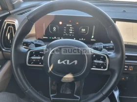 Kia Sorento 2.2 4x4| КАМЕРА| ОБДУХВАНЕ| 7 МЕСТА| ВКЛ.ТЕХНОТЕСТ, снимка 2