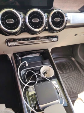 Mercedes-Benz GLB 250, снимка 10