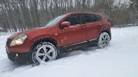 Nissan Qashqai 2.0i, снимка 2