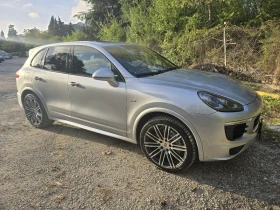 Porsche Cayenne Platinum Edition, снимка 3