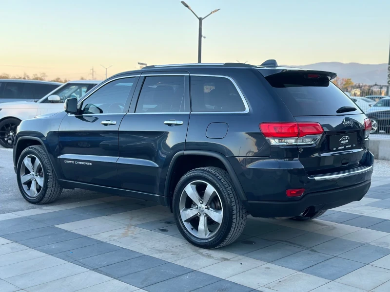 Jeep Grand cherokee * 3.0CRD* Facelift* Limited* 174000км.* СЕРВИЗНА И, снимка 4 - Автомобили и джипове - 47667846