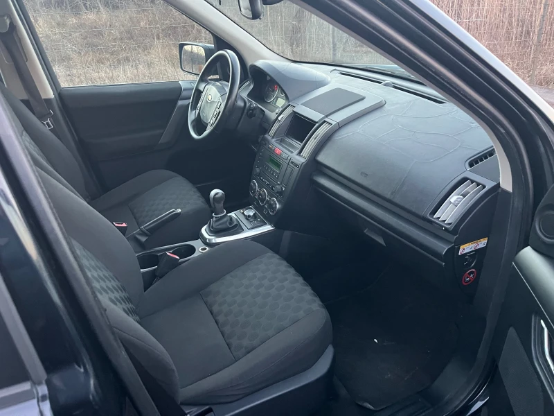 Land Rover Freelander 2.2 160 кс, снимка 14 - Автомобили и джипове - 48550597